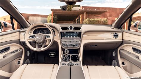 Bentley Bentayga Extended Wheelbase | 2023MY | Interior, Cockpit