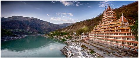 Walking Tour to Laxman Jhula in Rishikesh India | Krishna Holidays | Guided Excursion around ...