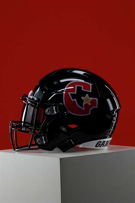 USFL's Houston Gamblers unveil uniforms for 2022 season