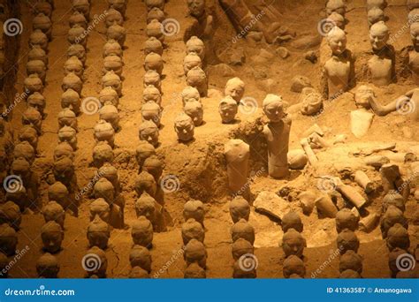 Tombe D'empereur Jingdi, Xian (Chine) Photo stock - Image: 41363587