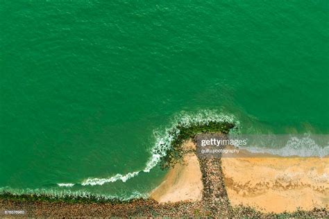 Kuzhupilly Beach High-Res Stock Photo - Getty Images