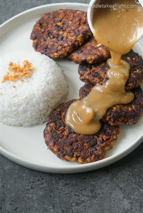 Burger Steaks and Mushroom Gravy (Jollibee Style, Vegan) - The Foodie ...