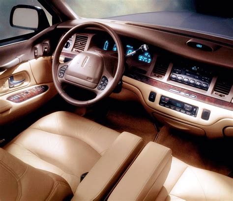 1990 Lincoln Town Car Interior - GESTUPZ