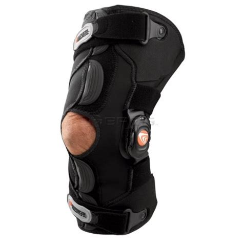 8 Best Unloader Knee Brace 2021 | Buyers Guide + Reviews