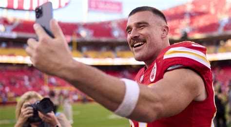 Travis Kelce: quem é o astro da NFL e suposto affair de Taylor Swift ...