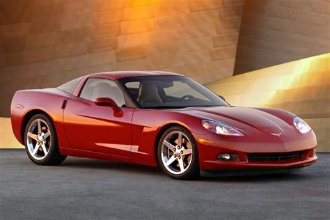 2005 Chevrolet Corvette Overview | Cars.com