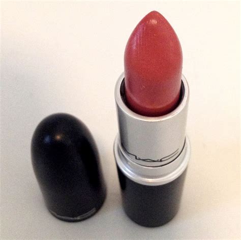 H O L L Y L U C Y: MAC Faux Lipstick