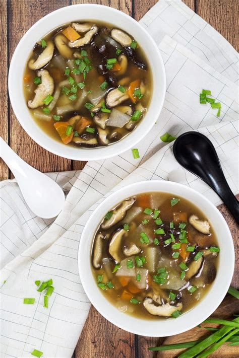 Japanese Clear Soup Recipe - w/ Shiitake Mushrooms & Veggies