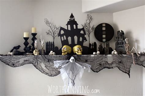 Worth Pinning: Halloween Mantel & Costume/Decor Ideas
