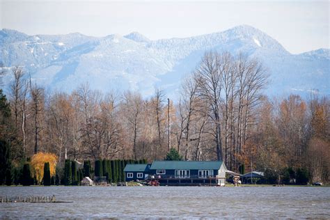 Aerial Video Shows Massive Flooding in Washington State Area - Newsweek