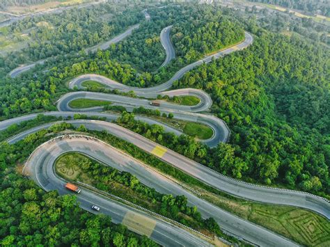 Patratu Valley, Jharkhand (India) [Photo credit to xtrememotoadv (busy/steemit)] : r/IndiaSpeaks