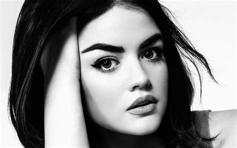 Download Celebrity Lucy Hale Wallpaper