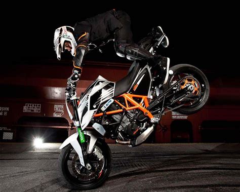 Stunt Bikes Wallpapers - Wallpaper Cave