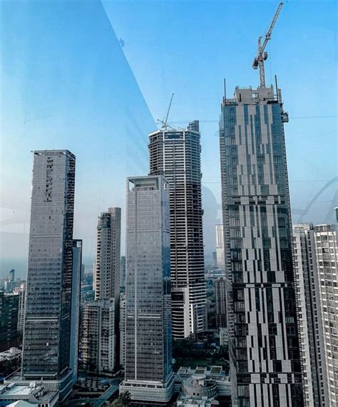 Skyscrapers under construction in Mumbai, India : r/IndiaSpeaks