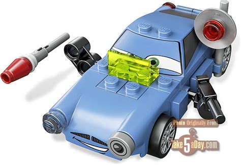 Take Five a Day » Blog Archive » Disney Pixar CARS 2: Lego Wave 2 Sets Visual Checklist