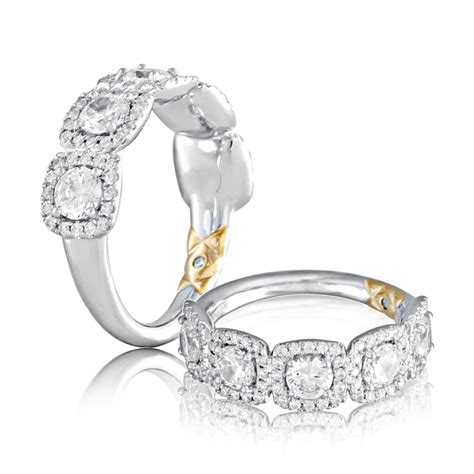 Round Halo Diamond Band – Gunderson's Jewelers