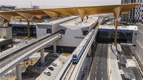 Keolis begins operations of its new contract for Dubai Metro and Tram ...