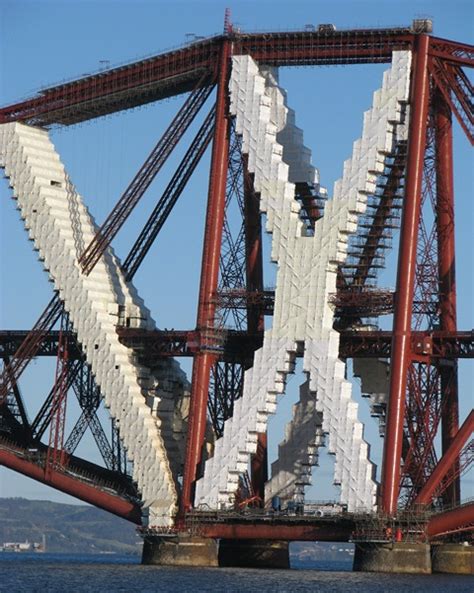 Forth Bridge painting completes in December