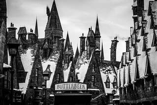 Hogsmeade/Butterbeer | Hogsmeade - The Wizarding World of Ha… | Flickr