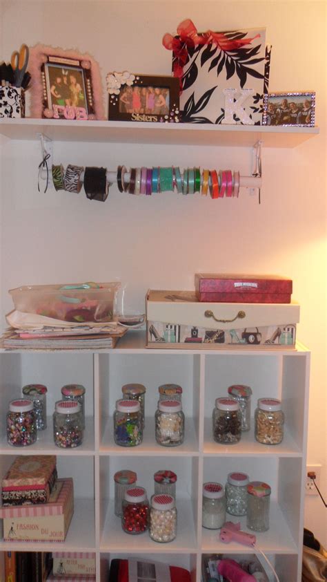 craft station! omg i want. no, NEED this | Craft station, Craft room ...