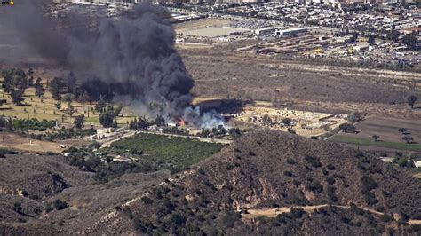 Firefighters extinguish brush fire in Santa Paula that burned utility shed and vehicle - Los ...