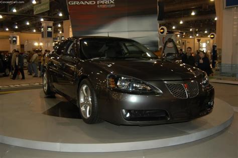 2004 Pontiac Grand Prix GXP Image. Photo 1 of 18