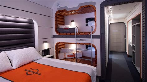 Star Wars: The $1,200-a-Night Galactic Starcruiser Hotel Is Closing ...