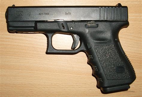 Glock G19 GEN 3 9MM for sale at Gunsamerica.com: 935110881