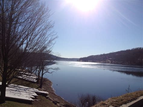 A late winter morning at Deep Creek Lake. | Deep creek lake, State ...