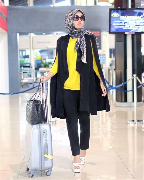 Catching my flight to Jogjakarta for #HijUpFashionMissionXDP # ...