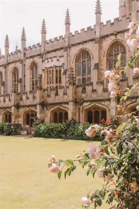 10 Best Oxford Colleges (and Most Beautiful!) According to a Student