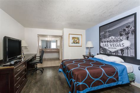 Super 8 by Wyndham Las Vegas North Strip/Fremont St. Area | Las Vegas, NV Hotels