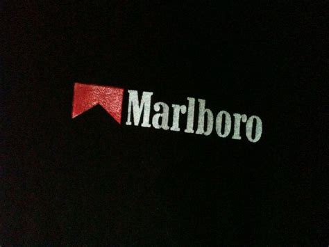 Marlboro Red Wallpaper