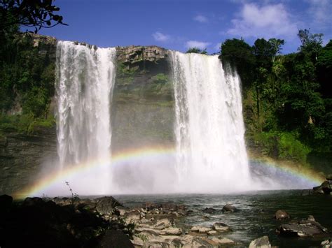 5 Must Visit Places in Canaima National Park