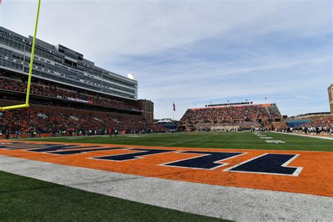 Illinois to Expand Memorial Stadium Beer Sales This Fall - Football Stadium Digest