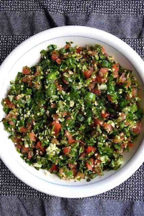 The Best Traditional Lebanese Tabbouleh | Vegan | Maninio