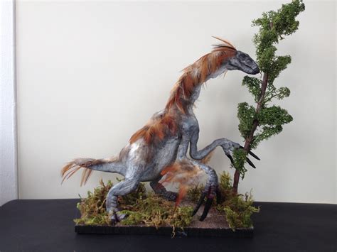 Therizinosaurus cheloniformis sculpture (with feathers!) — Stan Winston School of Character Arts ...