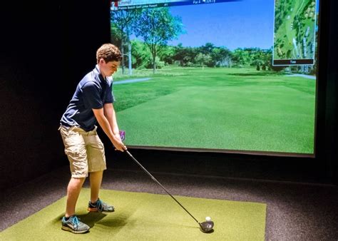 halfway-house-indoor-golf-swing | Halfway House Indoor Golf