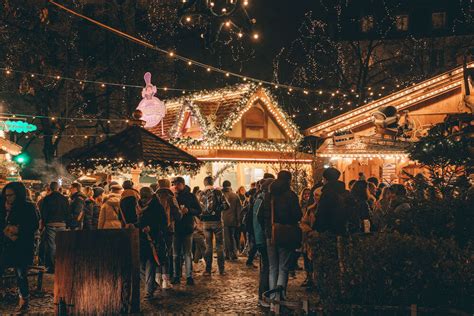 Munich Christmas Market Guide 2021: Markets, Food & More