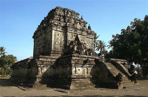 10 Candi di Magelang, Peninggalan Sejarah yang Mengagumkan