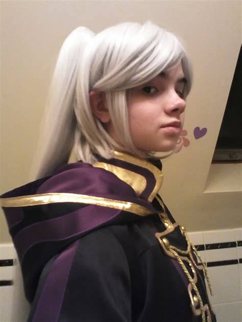 Fire Emblem Awakening: Robin Cosplay by sailordangerstar on DeviantArt