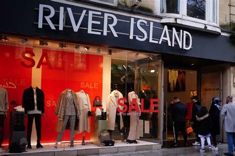 River Island dresses for £15 or less that are ideal for special ...