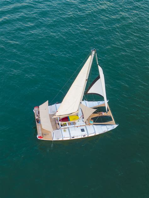 MAUI CATAMARAN - ISLANDS, SUNSETS AND NIGHT EVENTS | Getmyboat