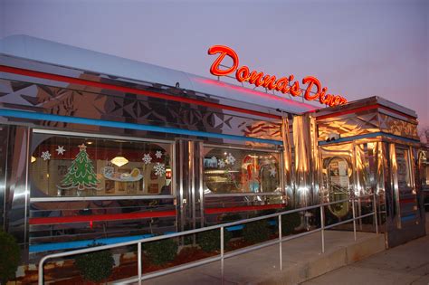 Donna's Diner - Old Fashioned 50s Diner Food for Breakfast, Lunch and ...