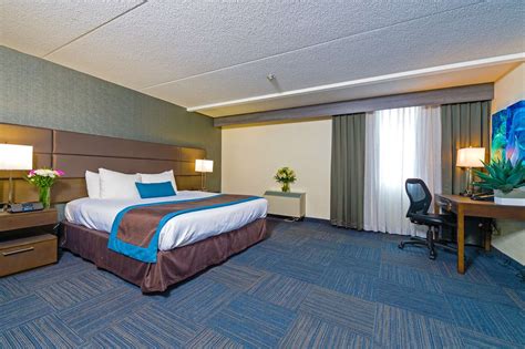 Best Western Plus Toronto Airport Hotel Mississauga, ON - See Discounts