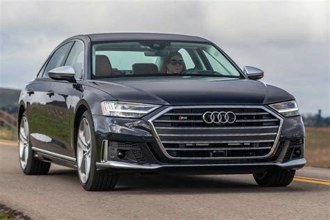 2020 Audi S8 Review - Autotrader