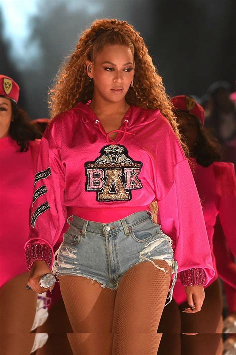 Beyonce shares her challenges and drops Surprise 40-Track ‘Homecoming ...