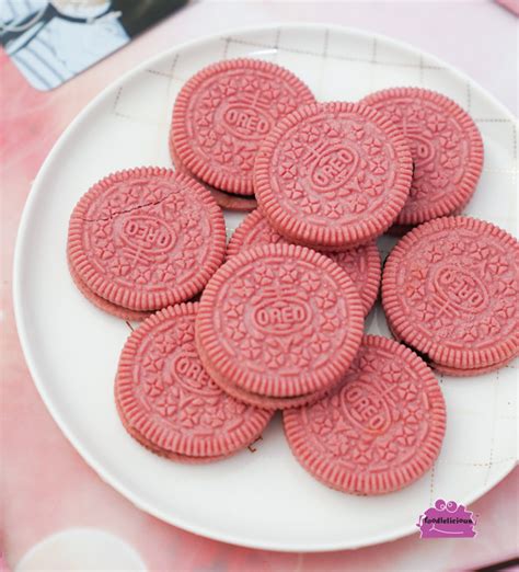 Oreo x Blackpink - Limited Edition Pink Oreo Cookies with free Picture Card and Merchandises to ...