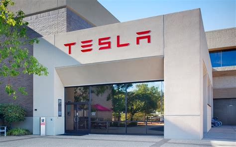 Tesla's Open House - So This is What a Silicon Valley Car Maker Looks ...