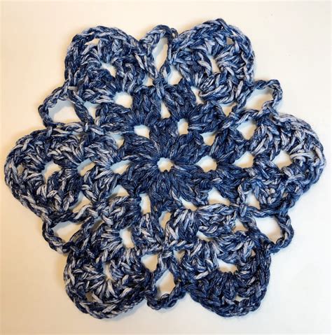 Crochet Simple Snowflake Coaster - Pattern Princess